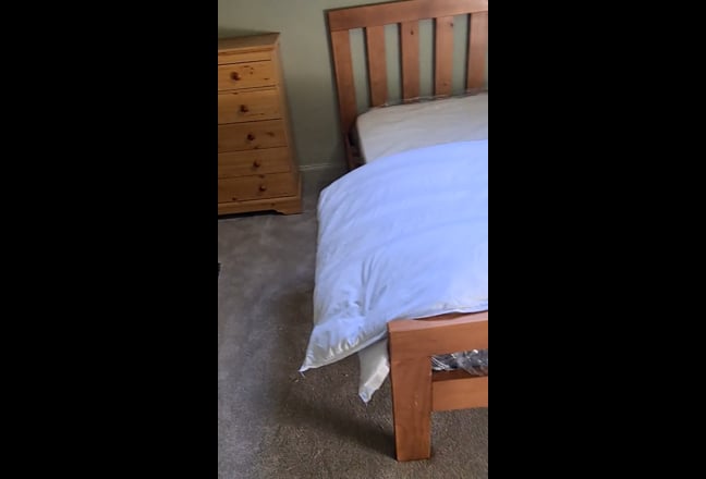 Beautiful furnished 2 bed at Queen’s Park  Main Photo