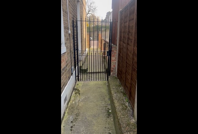 Room For Rent Main Photo