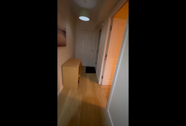 Sprawling One Bedroom Flat Tenancy Takeover Main Photo