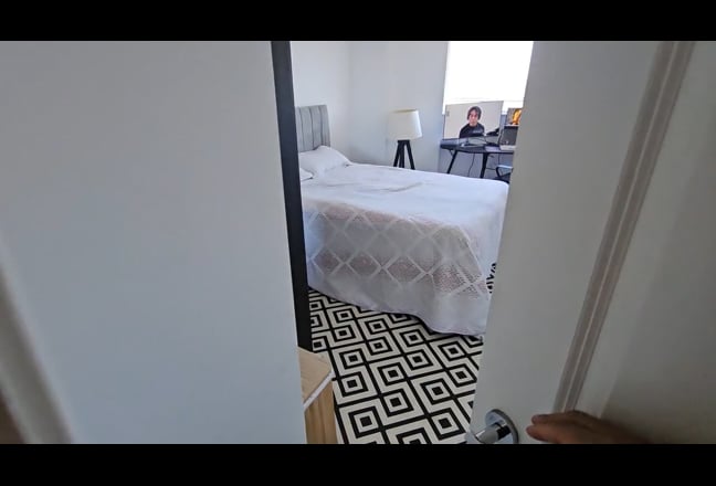 Large Double Bedroom Available Main Photo