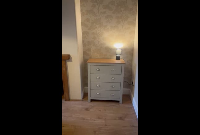 Bright Double Room's Bill's Inc, Speedy WIFI , HPC Main Photo