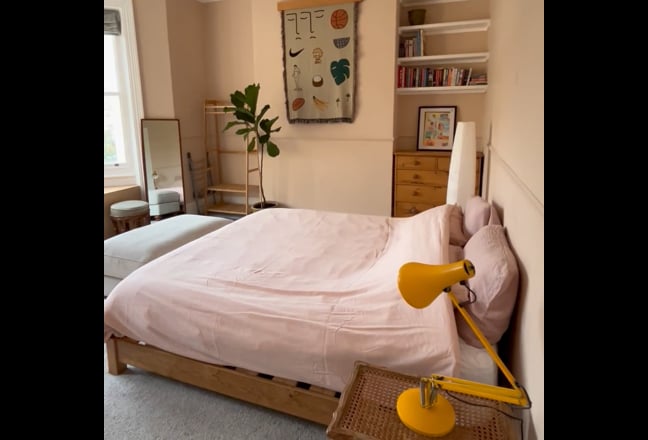 Bright 1-Bed Flat with Sea View- Folkestone  Main Photo