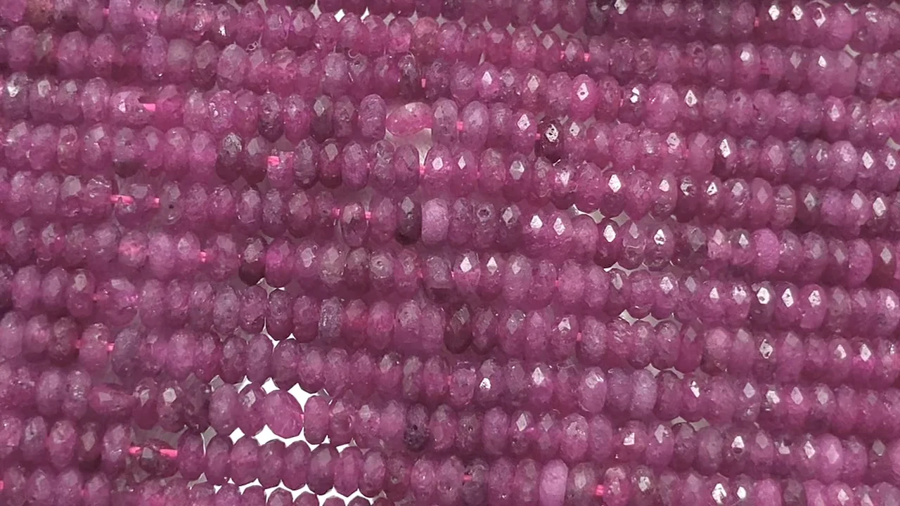 ルビー ボタンカット2×2×1mm 1連｜天然石ビーズの卸問屋・通販ケンケン