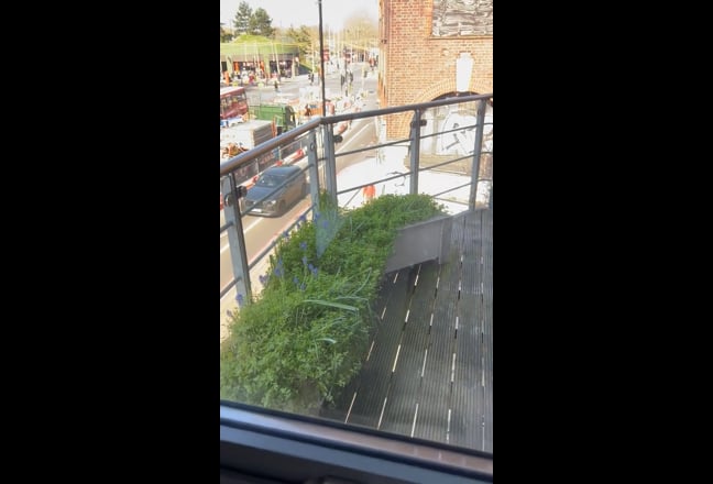 Double room with ensuite bathroom in Mile End Main Photo