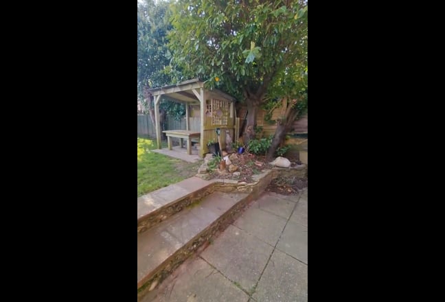 Furnished studio flat in Bournemouth Main Photo