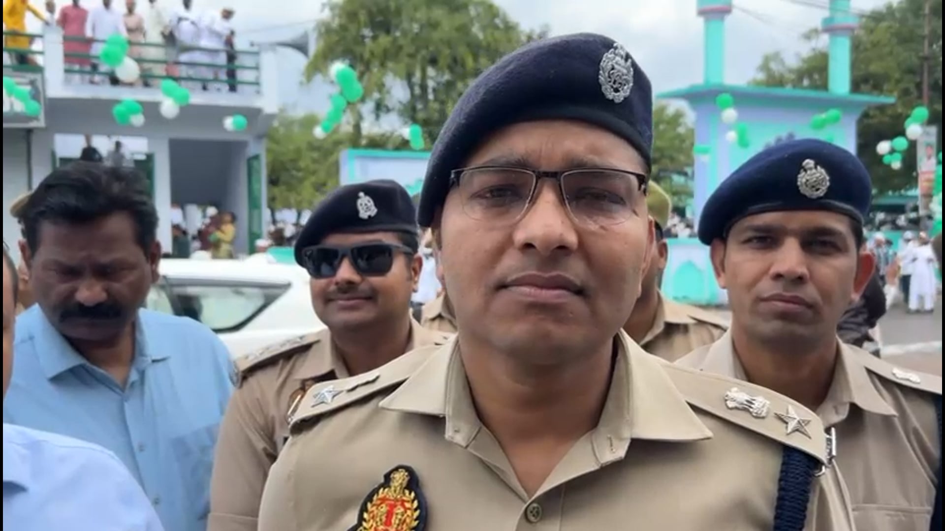 गोण्डा, संवेदनशील जगहों पर एस पी ने भ्रमण कर लिया जायजा 