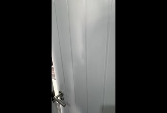 En-suite rooms in modernised House-BL2-Castle st.  Main Photo