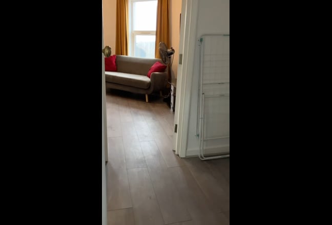 1-bed second floor flat*Streatham Common Rail Main Photo