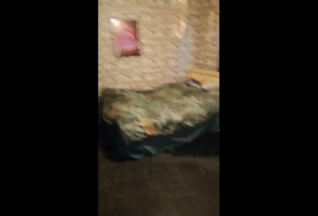 Double bedroom with built-in wardrobe, all bills i Main Photo