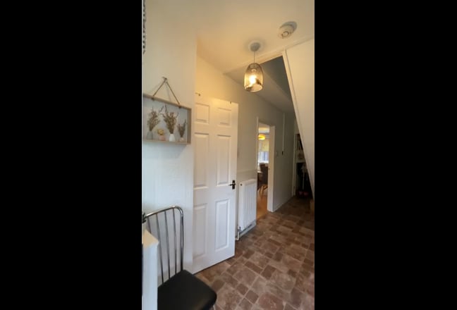 Bright Double Room near London Bridge Main Photo