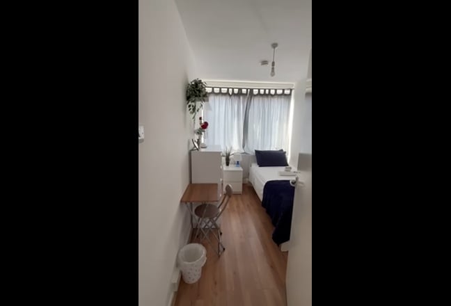 Central London – Double Room near London Bridge Main Photo