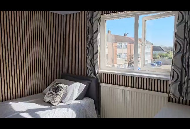 Newly furbished cosy single room Main Photo