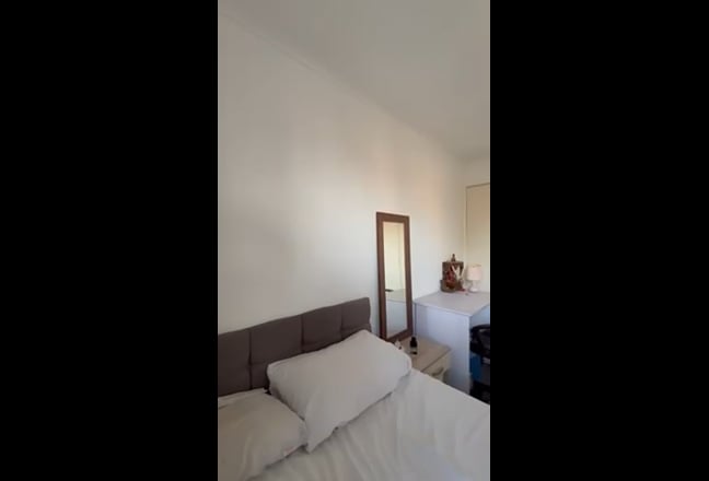  Double room in Uxbridge  Main Photo