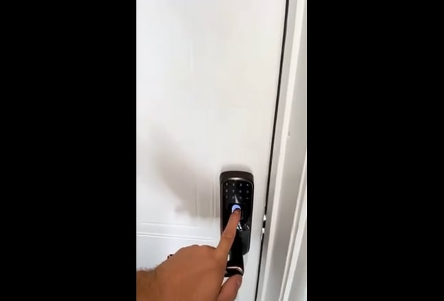 *Luxury Studio Apartment - with weekly cleaner * Main Photo