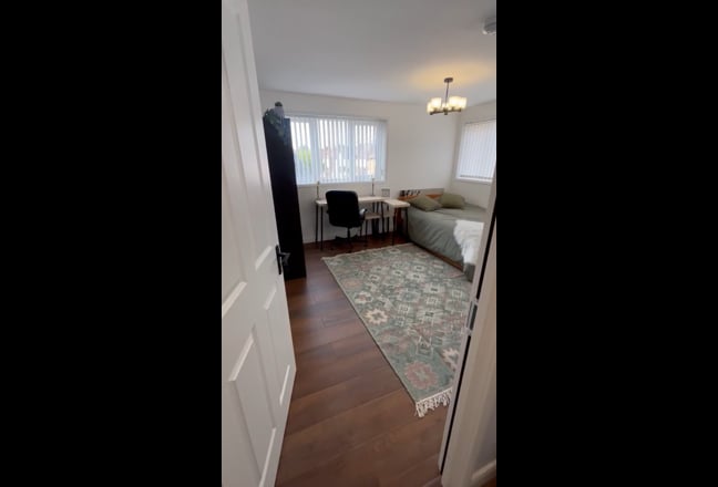 Fully self contained studio  Main Photo