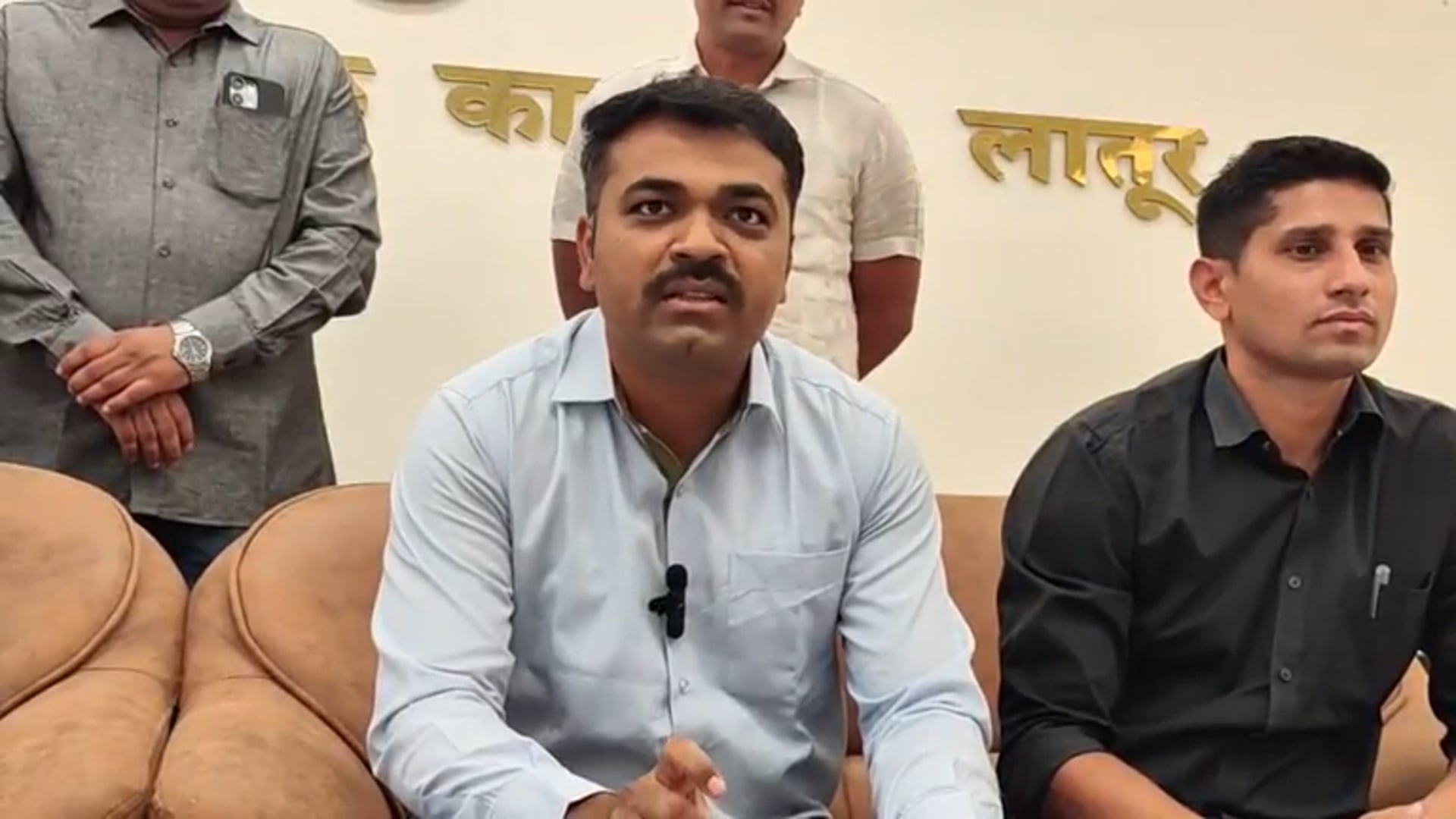 आंतरजिल्हा दुचाकी चोराला लातूर पोलिसांनी केली अटक पाच दुचाकी जप्त