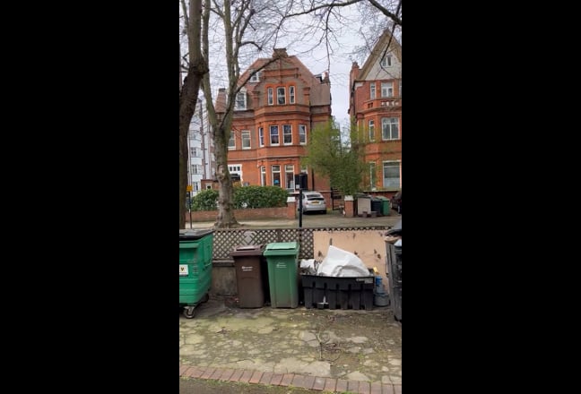 Single bedsit  in Swiss Cottage  Main Photo