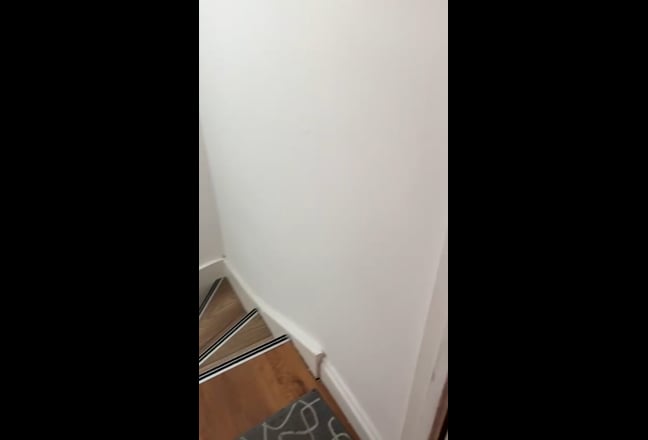 En-suite Master room for professional Singles Main Photo