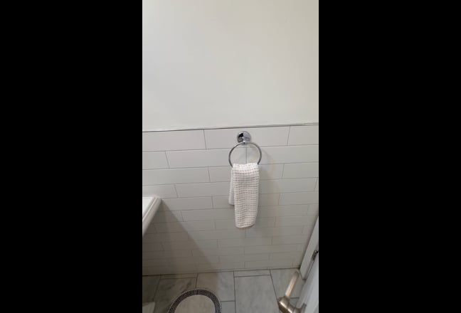 Small $1150 or master room $1400 choose one   Main Photo