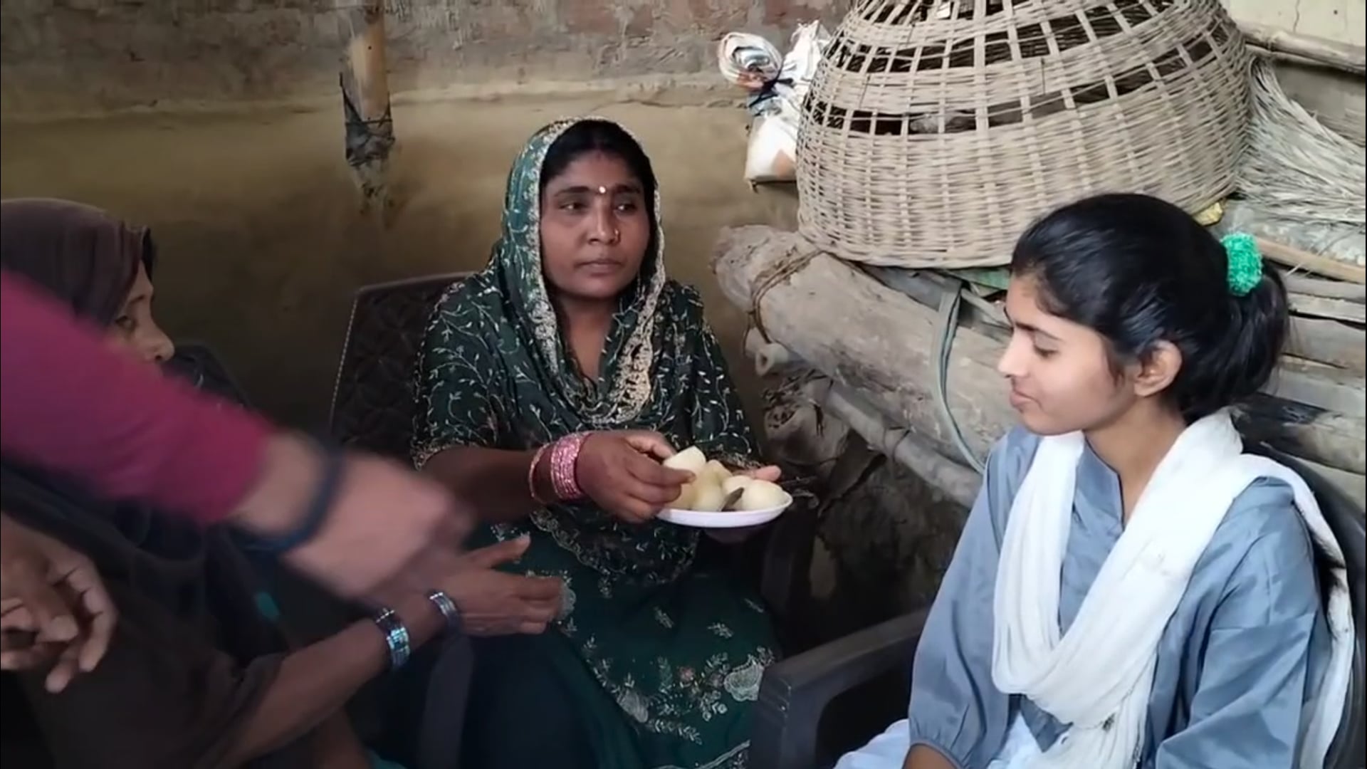 झोपड़ी में पढ़ाई, बिहार में टॉप: नसरीन परवीन की उड़ान ने सबको चौंकाया