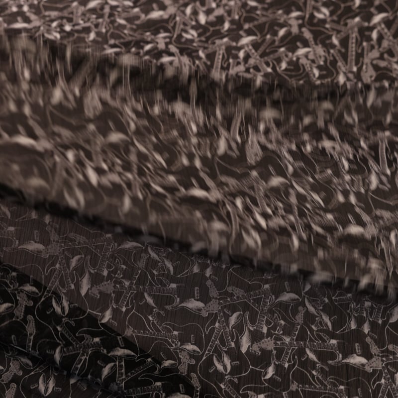 Vidéo: Mousseline crinkle – Guitares blanches fond noir