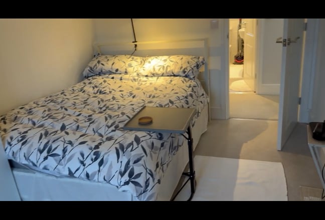 Large double rm - All bills  incl. Avail Now Main Photo