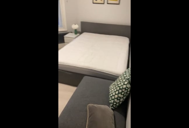 Double room in White City Available 24 March 2026 Main Photo