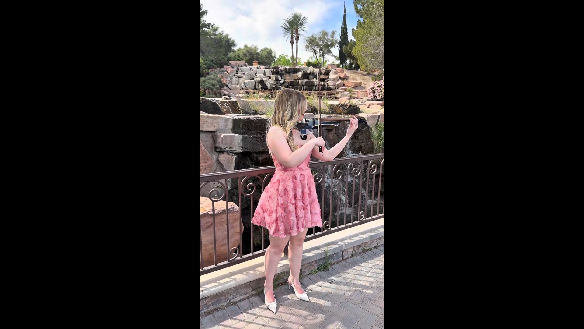 Promotional video thumbnail 1 for Strings by Karly - Violinist