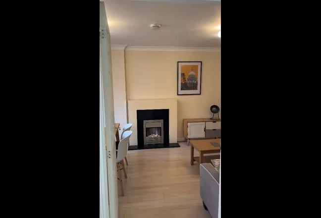 Newly renovated , doudle room avaible  Main Photo