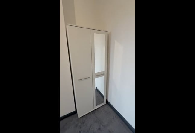 Salford Fresh double room!! Walk to town! Main Photo