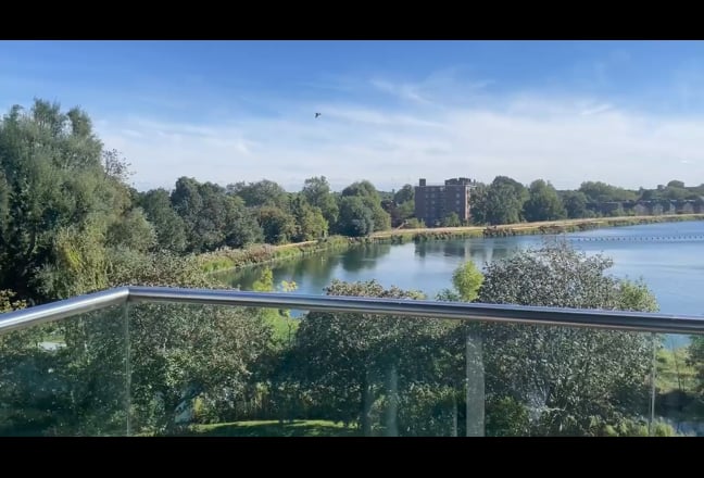 Modern Double Room in North London (Zone 2) Main Photo