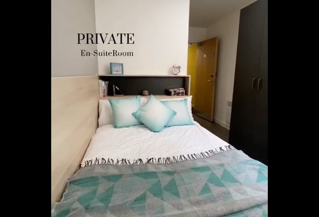 MOVE IN NOW⚡Ensuite | Walthamstow (Student Only) Main Photo