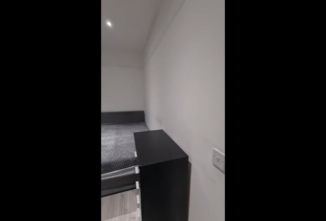 Luxury studios in a shared house L9 Liverpool  Main Photo