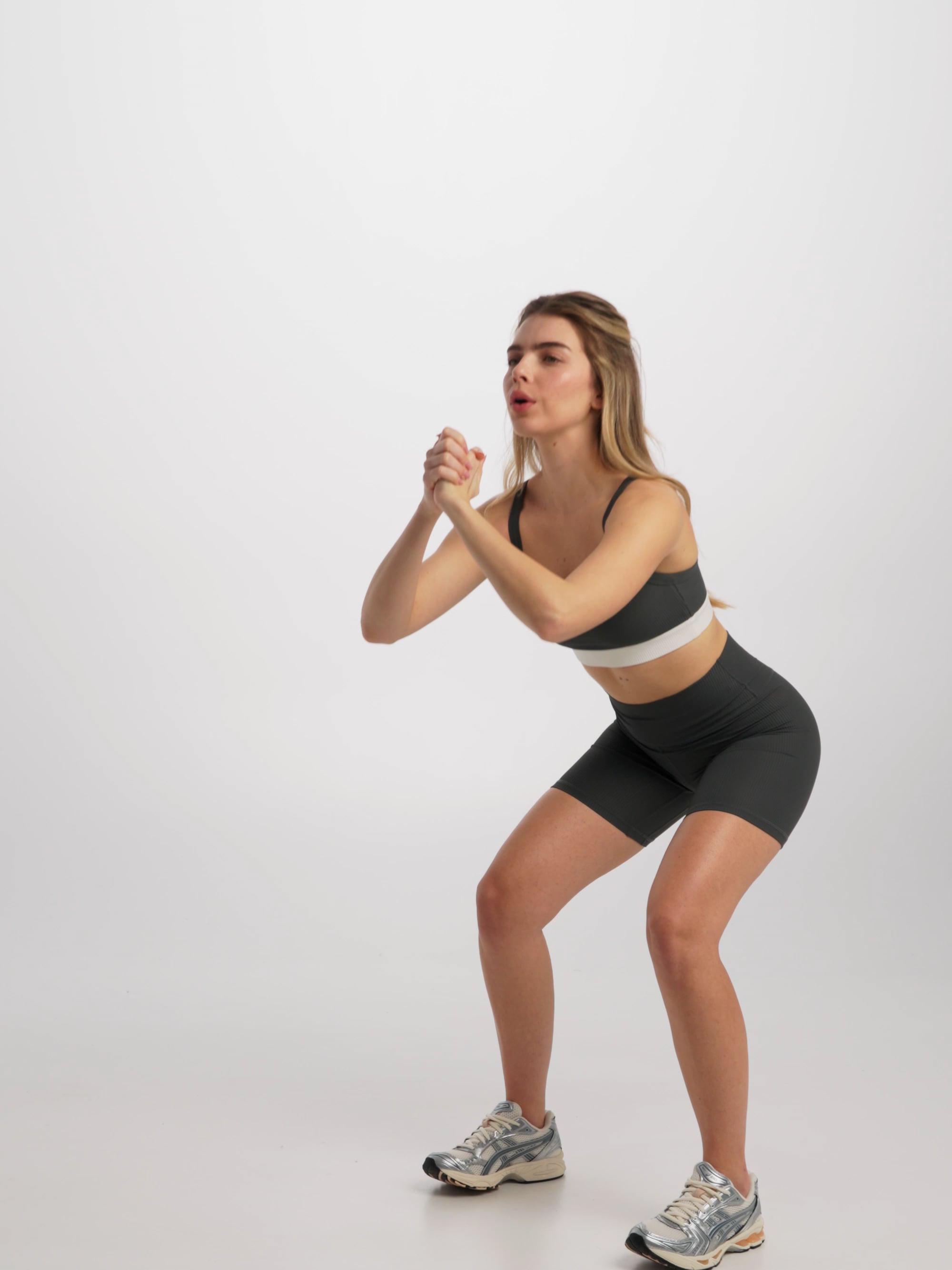 טייץ בייקר באורך 8” מבד ilios ריב