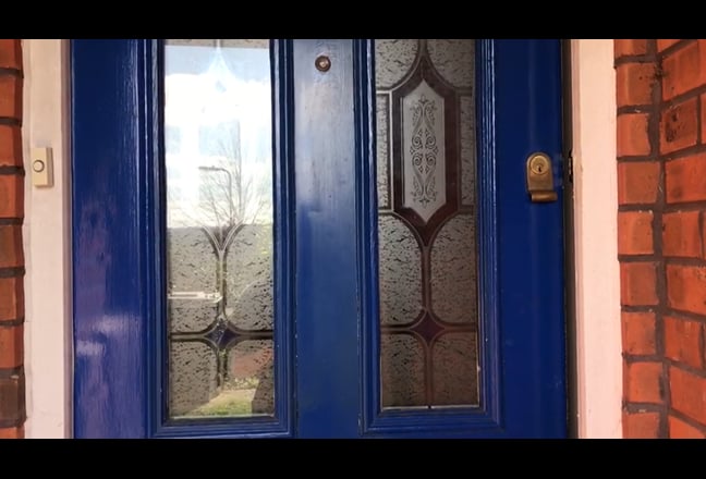 Ground floor furnished double in friendly house Main Photo