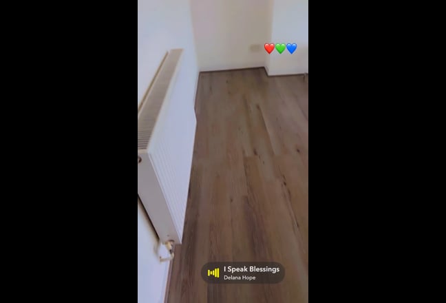 Nice big room available, and newly furnished  Main Photo