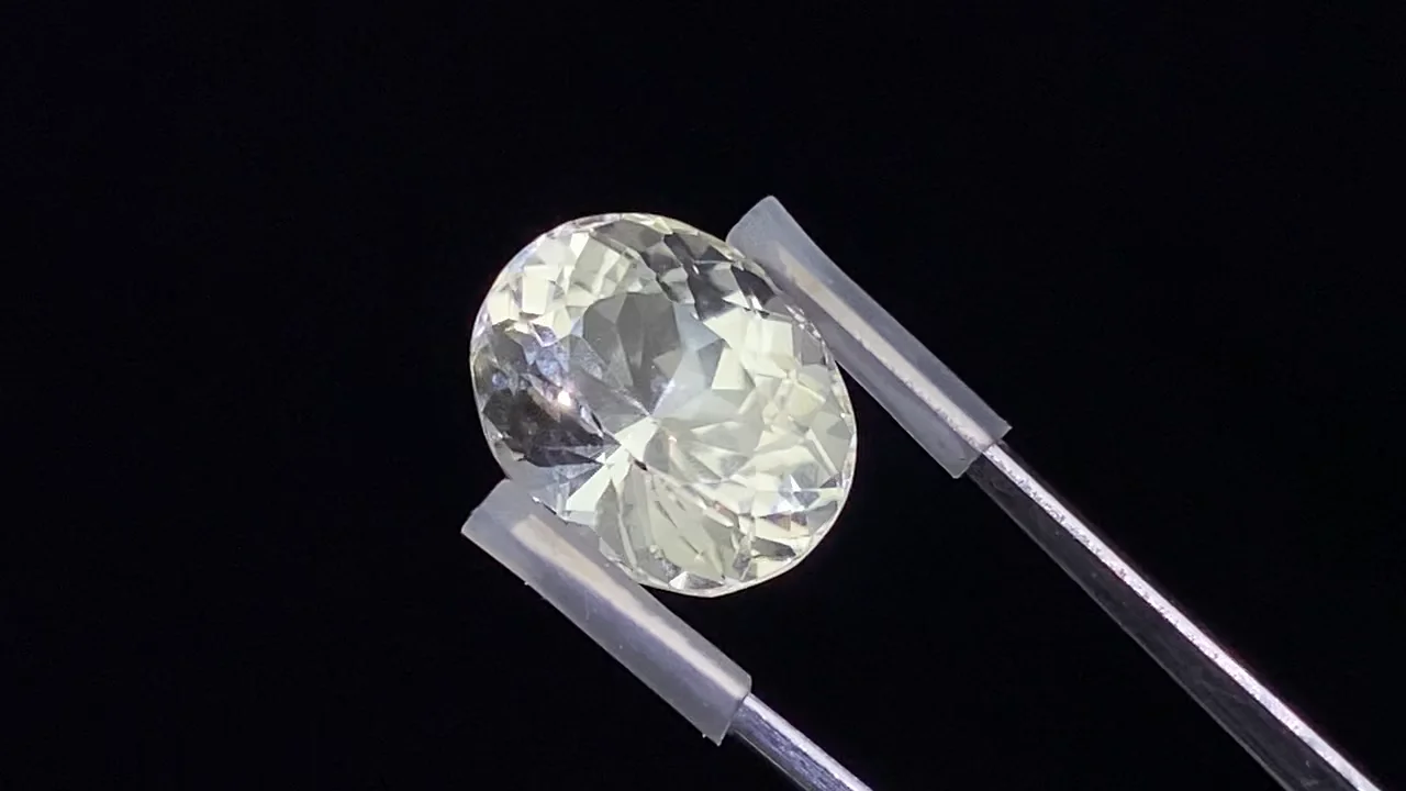トリフェーン ルース ファセットカット 1粒 NO.25【1点もの】 - 天然石