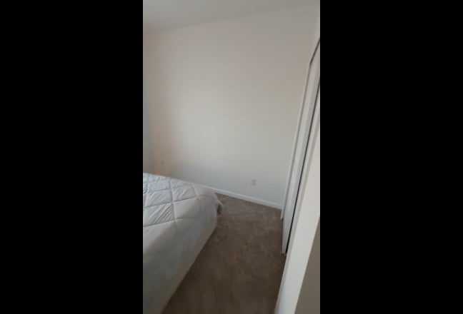 Room for Rent - Steel Creek (Private Bath) Main Photo