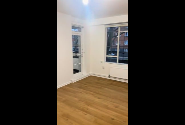Newly Renovated 3-Bed, All Bills Included Main Photo