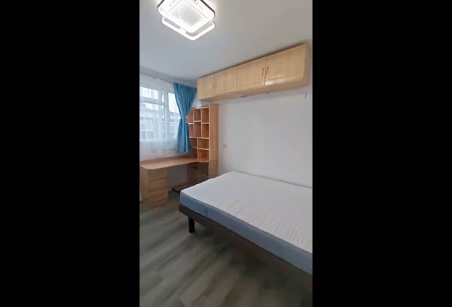 Bright & Cozy 1B Flat in Shadwell-(Incl bills) Main Photo