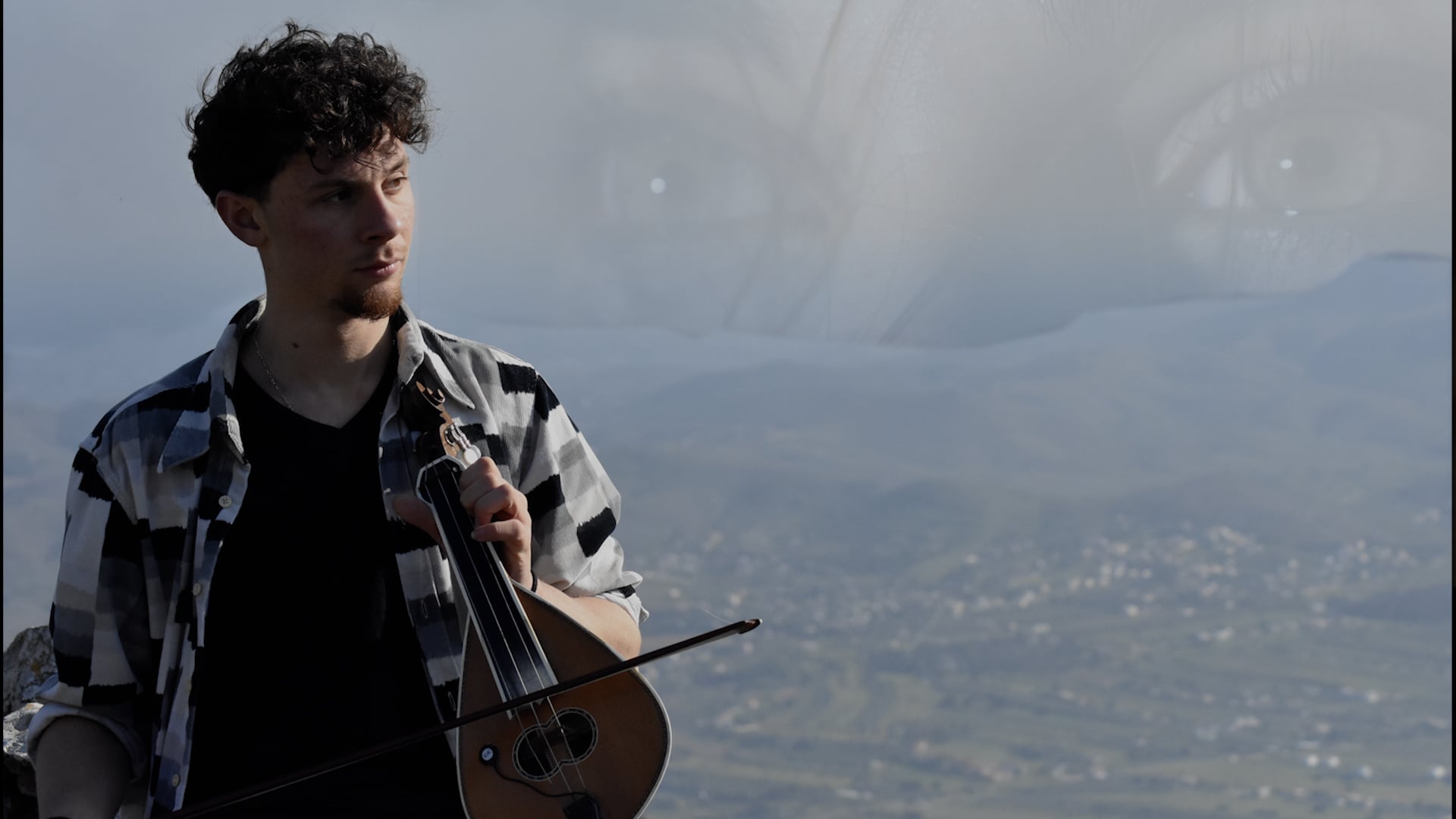 Mixalis Velonakis - "Pote Mou Den" music video