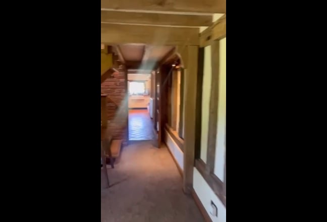 Lovely room in an amazing property  Main Photo