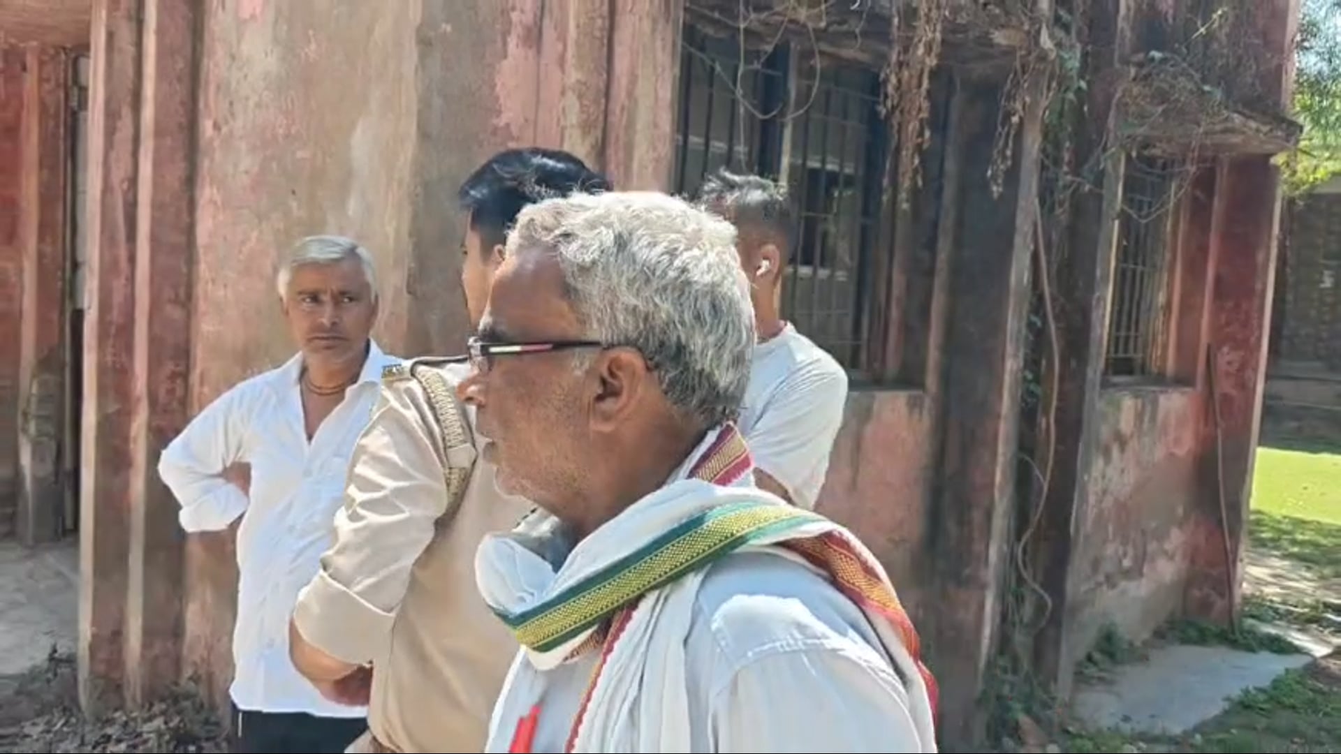 थाना जमुनापार के पानीगांव में विवाहिता की संदिग्ध परिस्थिति में हुई मौत, 

मायके पक्ष ने पति पर लगाया हत्या का आरोप, जांच में जुटी पुलिस।