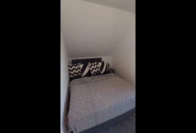 Ensuite Studio Room – Orton Longueville Main Photo