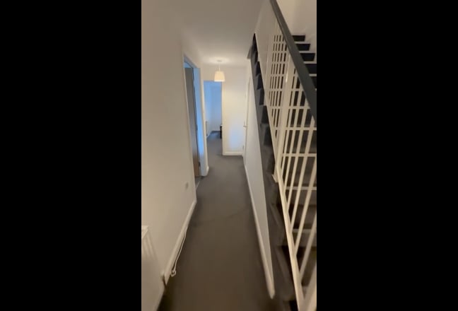 Modern Double Bedrooms Available in S2 | Bills Inc Main Photo