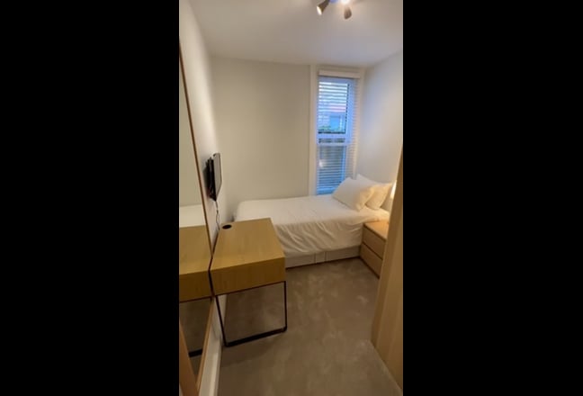 85R3) Smaller Double | Furnished | Bills Inc Main Photo