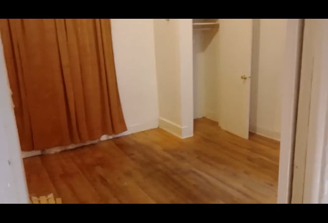 Female Roomie! All Utilities+ A/C Inc, Rooftop Main Photo