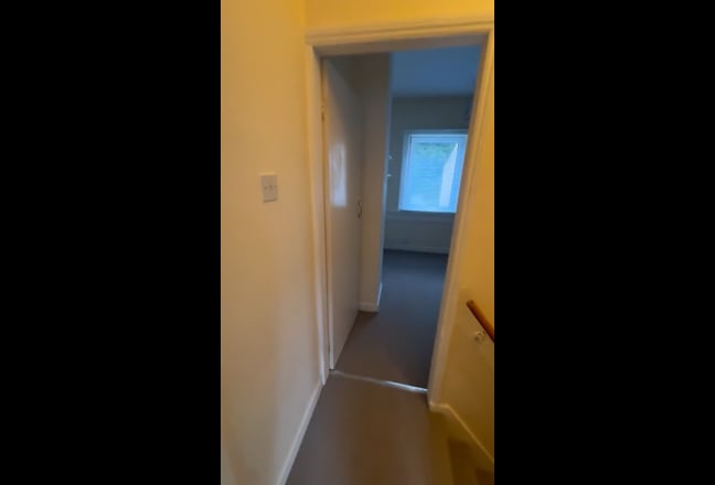 Double room and box room available for rent Main Photo