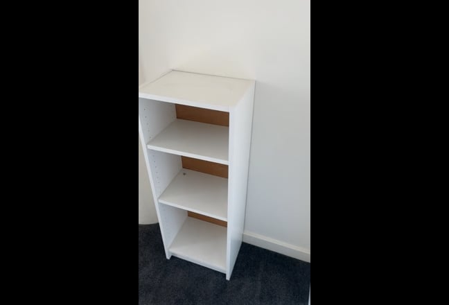 1 bedroom En-suite available for rent bills includ Main Photo