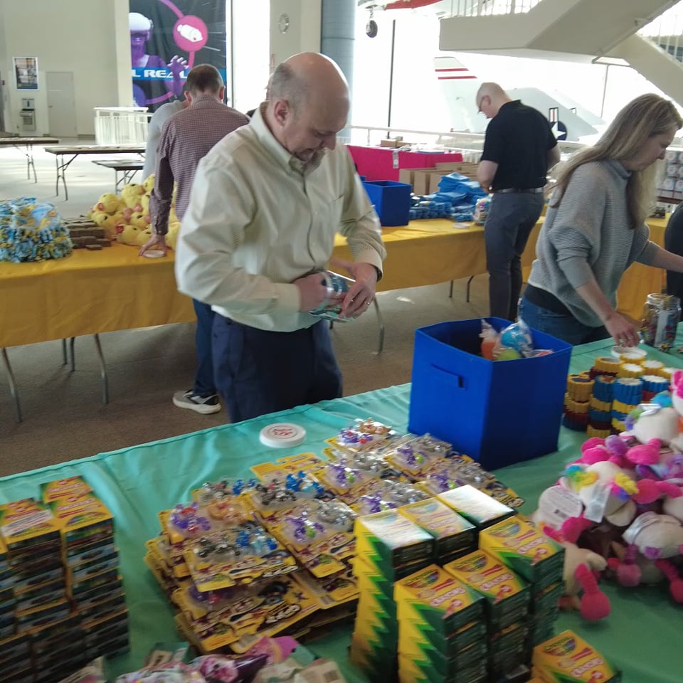 Manson Builds Joy Jars for Kids with Cancer